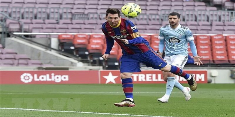 Messi để ngỏ về Barca và chủ sân Camp Nou luôn chào đón